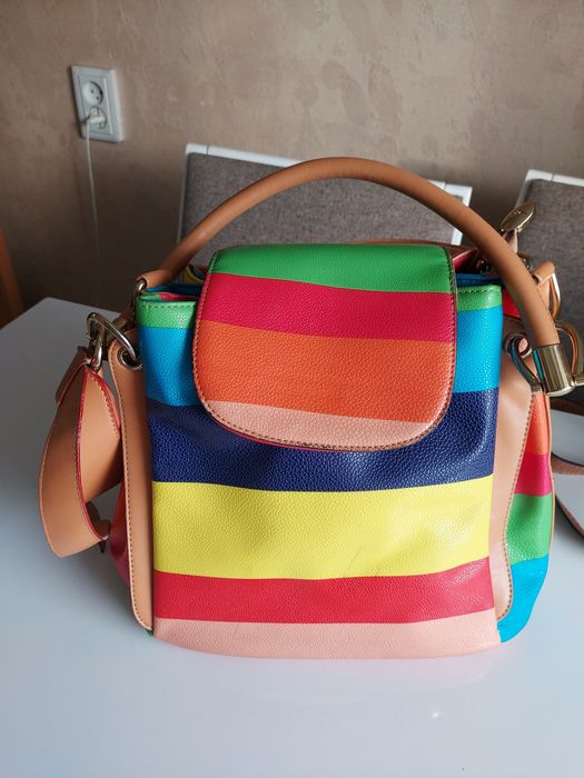 Сумки женские продам