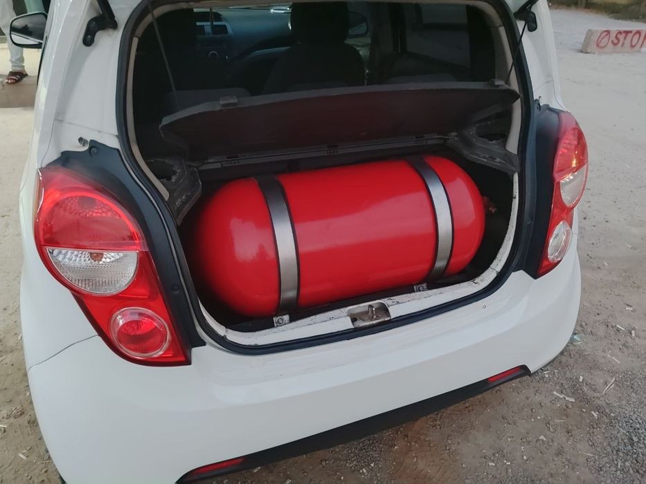 Spark 2012 продаётся