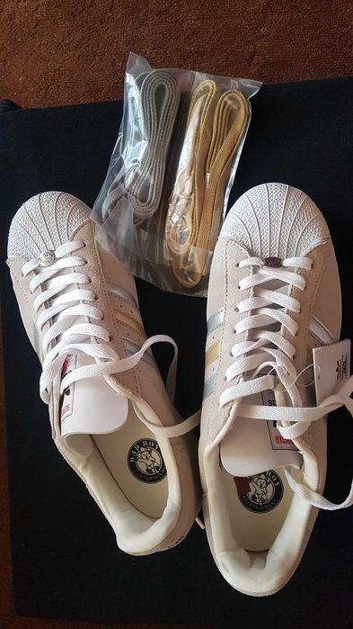 маратонки адидас