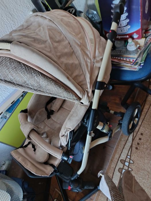 Бебешка  количка бежоваADAMEX AVILA