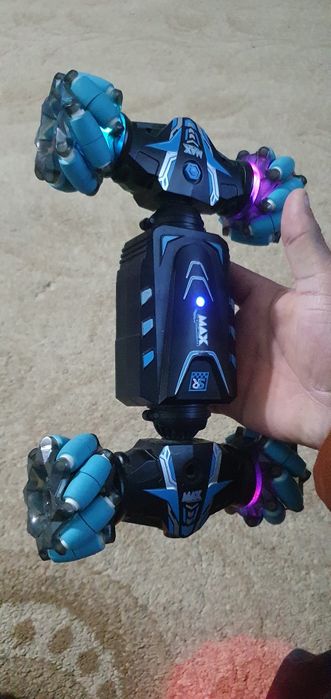 Moshena upravleyaushe Vzrosle