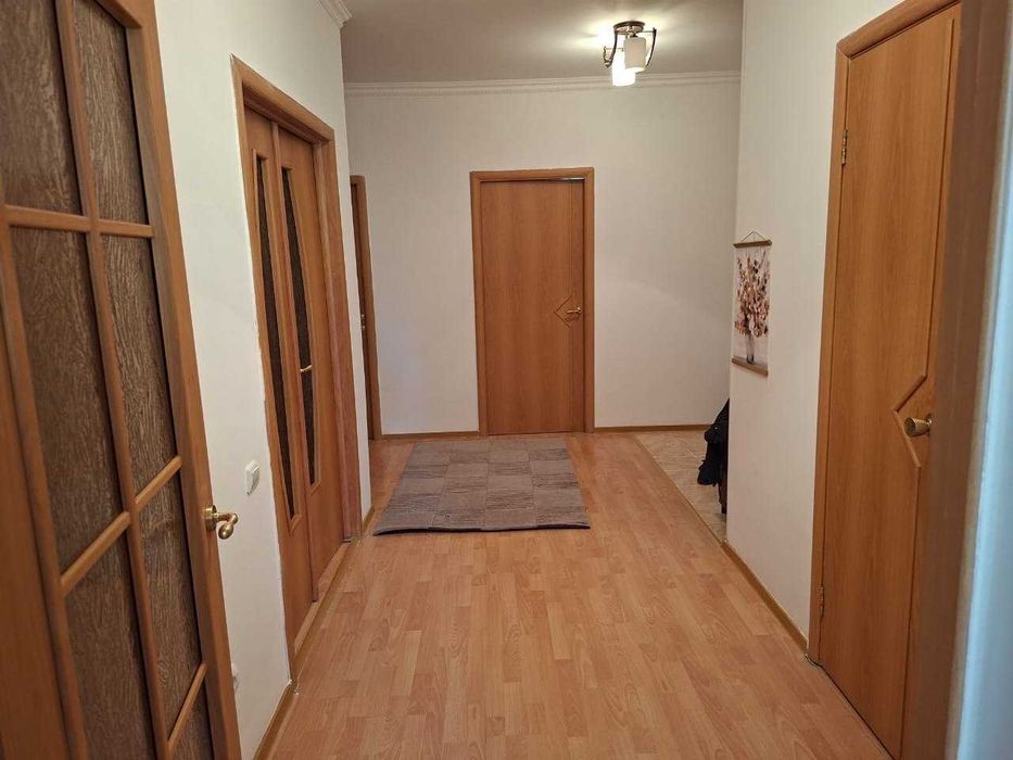 3 комнатная квартира в Астане