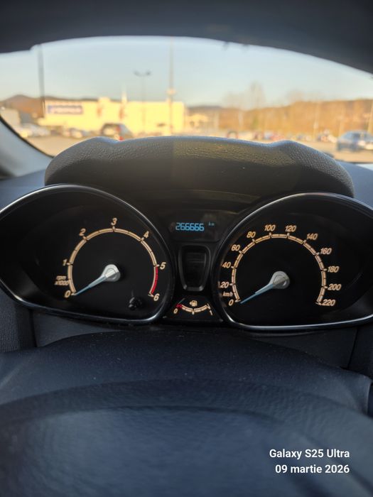 De vânzare  Ford Fiesta 2014