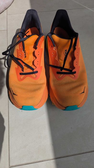 Hoka Arahi 7 - Running Shoes