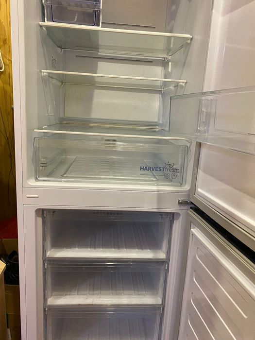 Продам холодильник, новый на гарантии