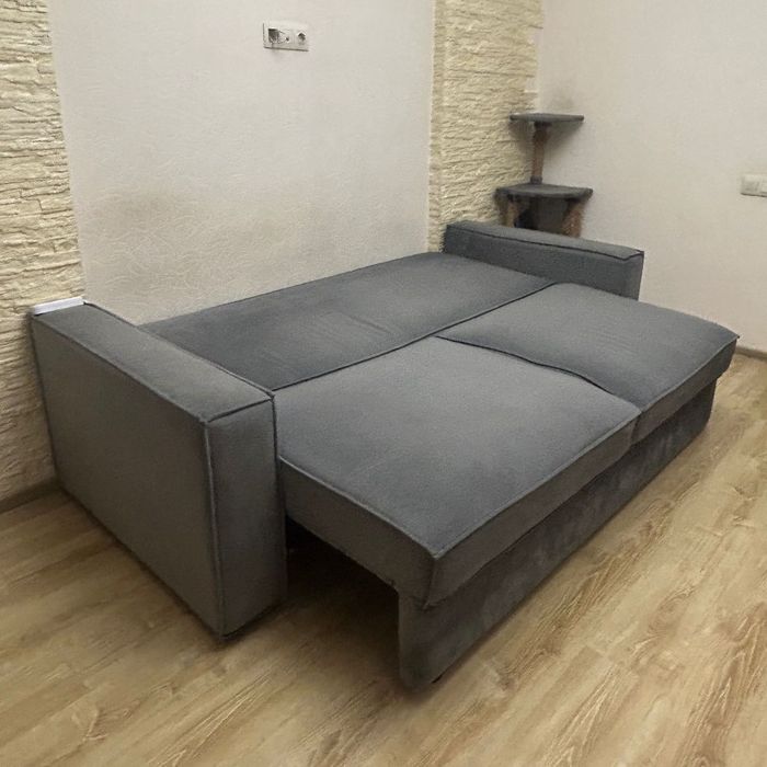 Продам шикарный диван.