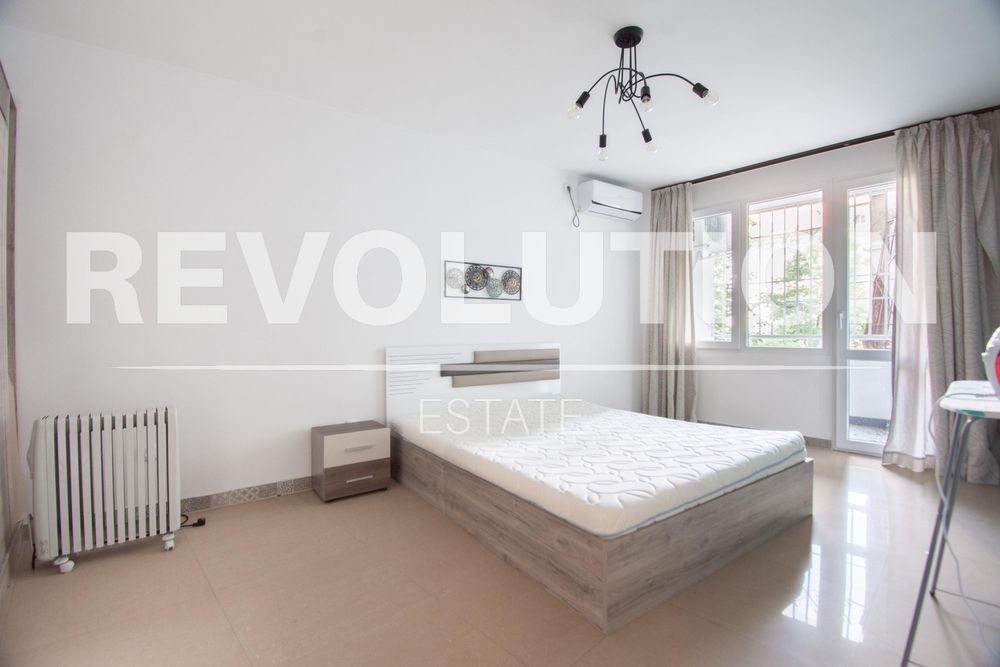 Дава се под наем Тристаен апартамент в София, Медицинска академия - 90 кв.м за 750 € - Снимка #9