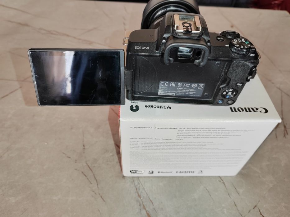Canon eos M50 kit ef M15-45