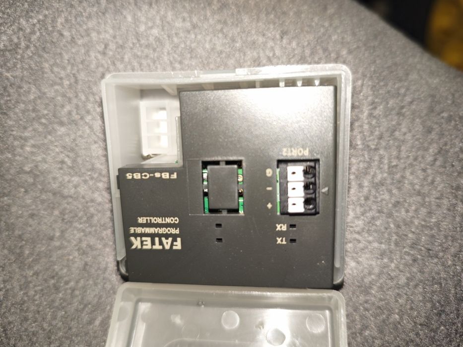 Комуникационен порт RS485 - CB5 за контролер Fatek