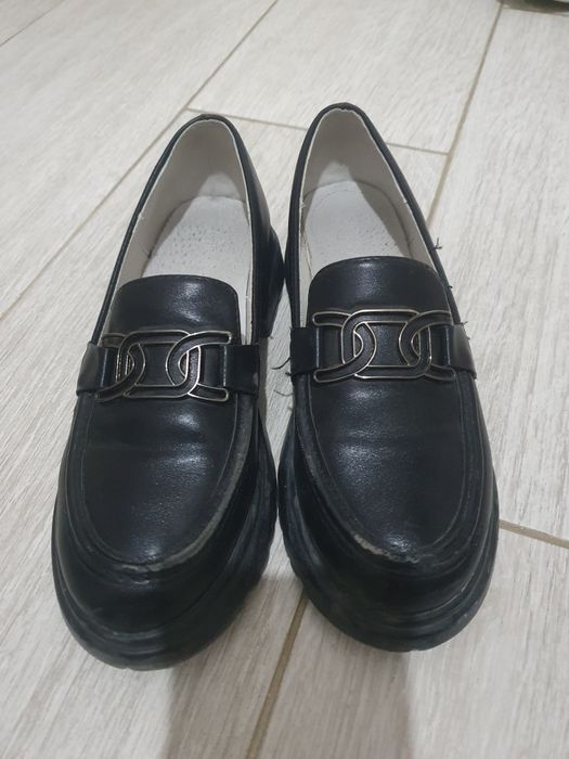 Школьные ботинки, туфли