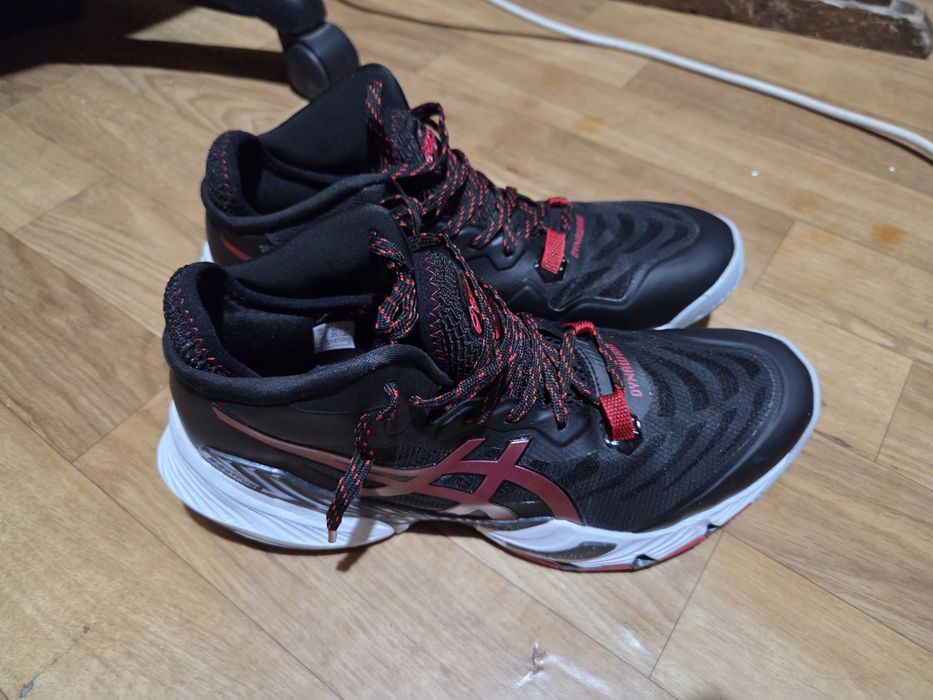 Кроссовки Metarise