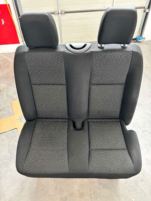 Предна двойна седалка за микробус Мерцедес Спринтер 319