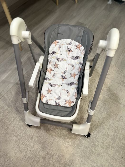 Детский стульчик для кормления