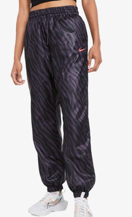 Nike долнище зебра