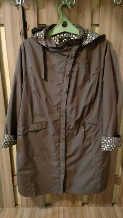 Ветровка женская 60-62