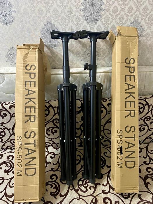 Стойки для акустическую систему