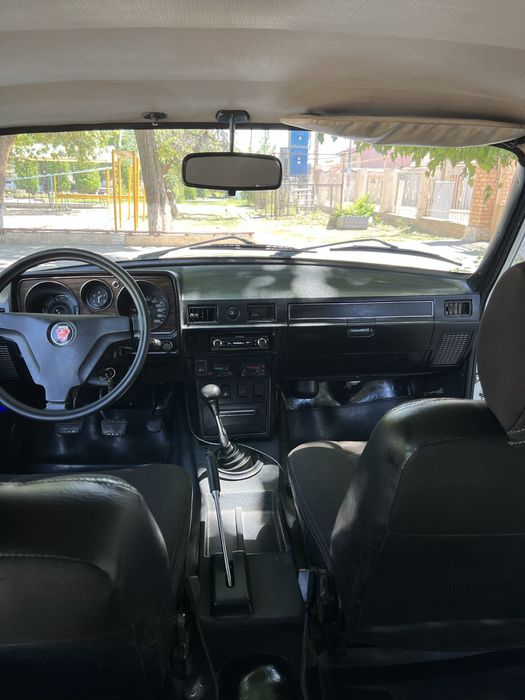Volga 2410 sotladi