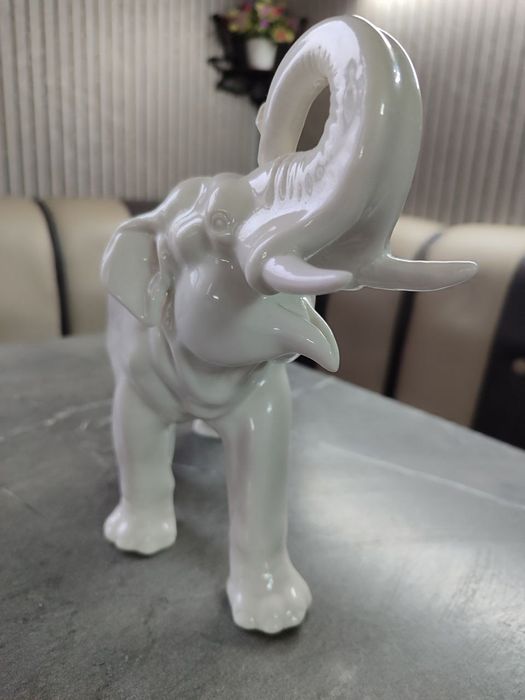 Большой слон лфз фарфор