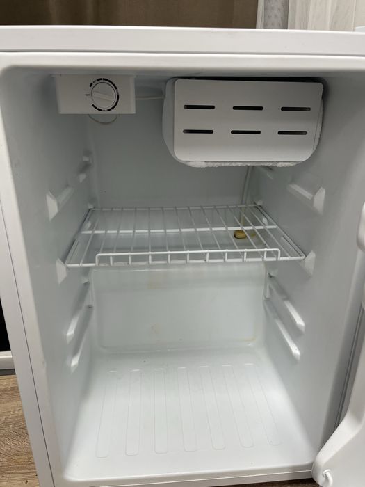 Холодильник Бирюса