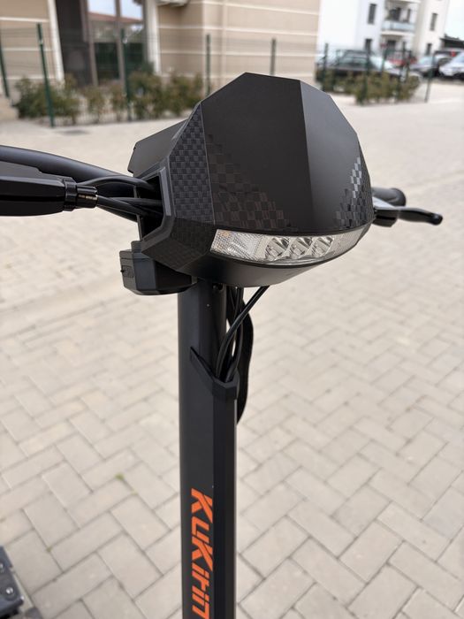 Trotineta electrica KuKirin G2 + alarma + antifurt AirTag + lacat