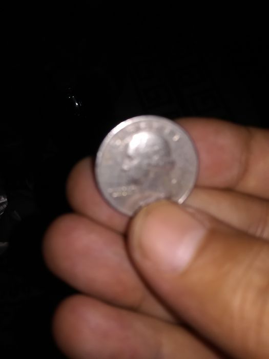 Caseta de valori de argint  si doi banuti cu regili mihai