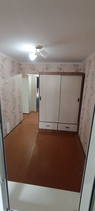 Продаю квартиру 2х раён "радуга"