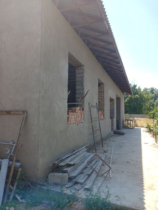 Uy sotiladi orta chirchiqda