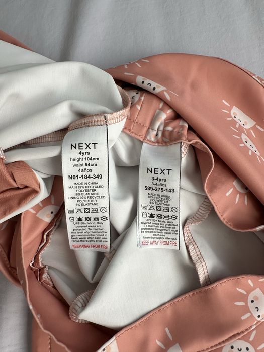 Costume baie intregi + sepci Next, UPF 50+, 98 si 104 cm, 3-4 ani