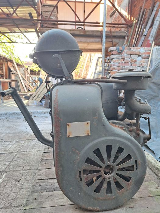 Бензинов Двигател: Четиритактов,  Двуцилиндров, Неизползван, Нов