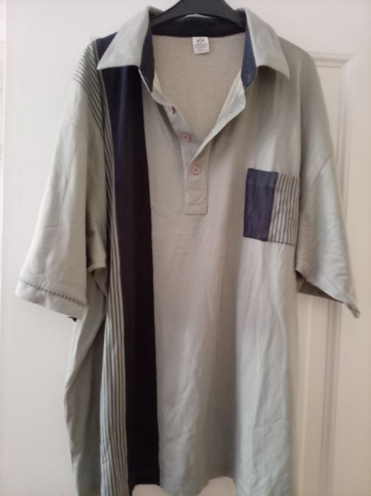 Tricou mărimea 45,/46