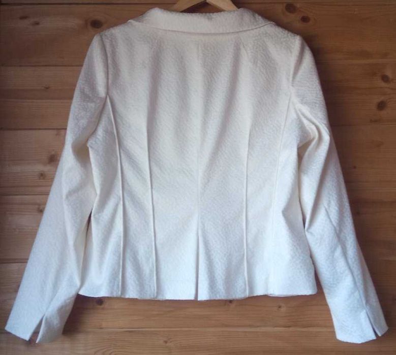 Дамско елегантно сако Madeleine