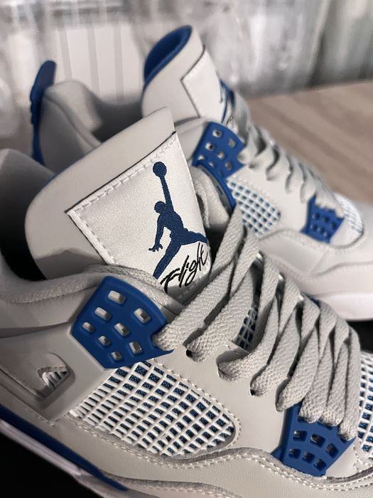 Jordan 4 blue