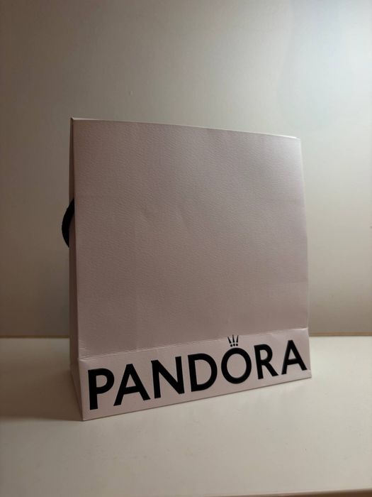 Кольцо Pandora блестящий бант