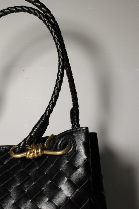 Geantă Bottega Veneta Roma Napa neagră