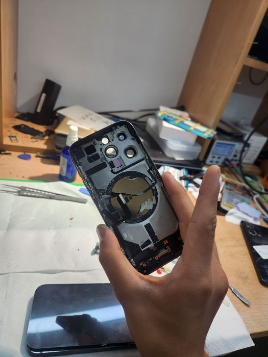 Продам корпус Iphone 14 pro