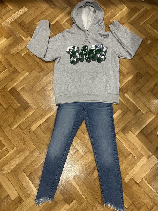 Продавам лотове дамски дрехи