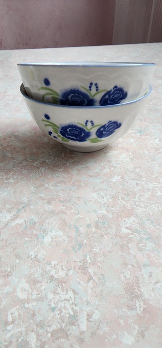 Кружки, бокалы, пиалы