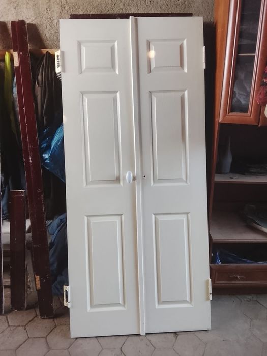 Продам межкомнатные двери