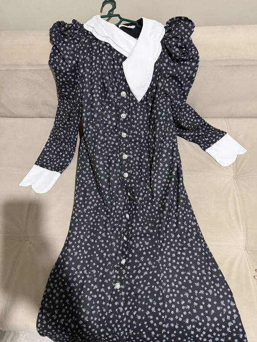 Продам платья по 15 тыс