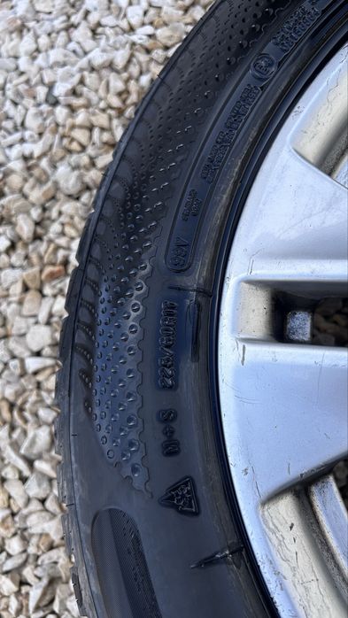Jante Mercedes + Anvelope NOI 225/60 R17 All Season – gata de montat!( se vand doar in Constanta)