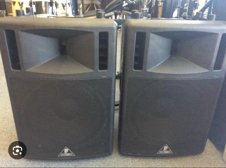 Boxe Behringer B -300 am 3 bucati cadou stative pentru ele!