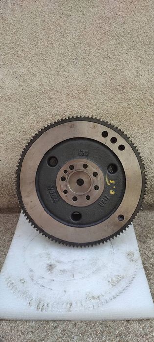 Маховик за хюндай ix35 1.7  hyundai ix35 1.7 дизел