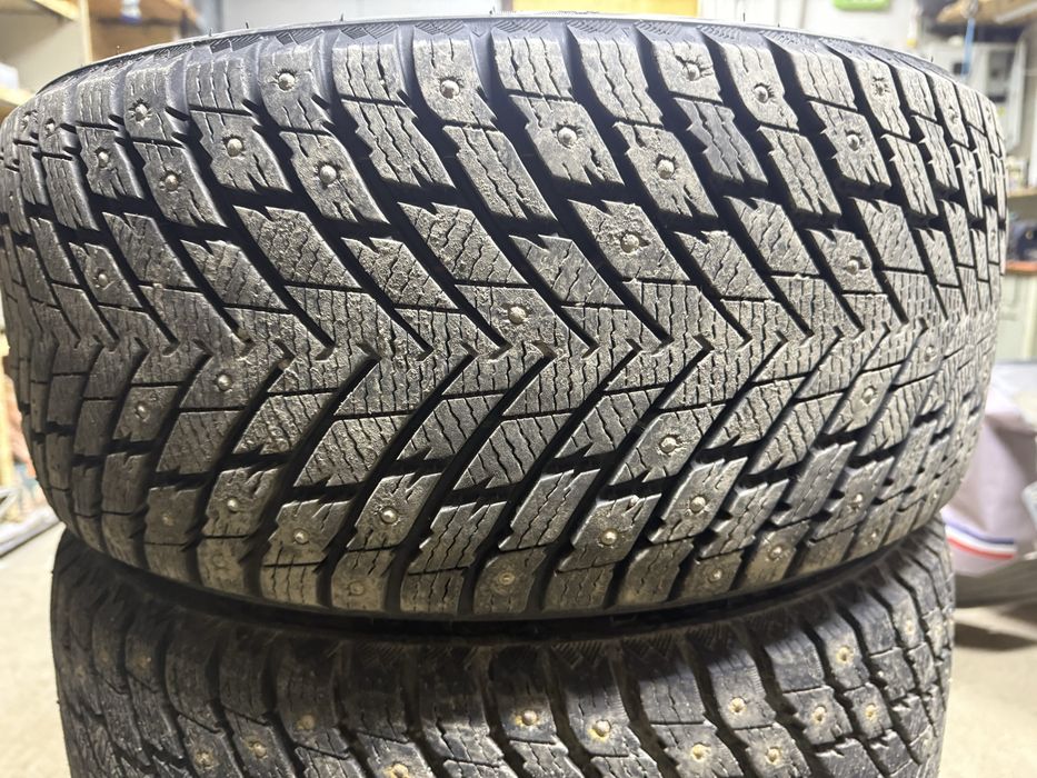 Zmax 235/45/17 зимняя резина