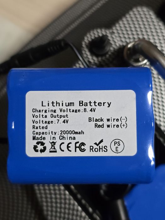 Лодка за захранка  V060 GPS+сонар Lucky FF916