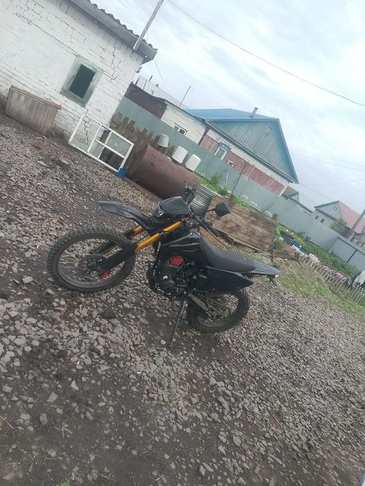 Продам эндуро 300