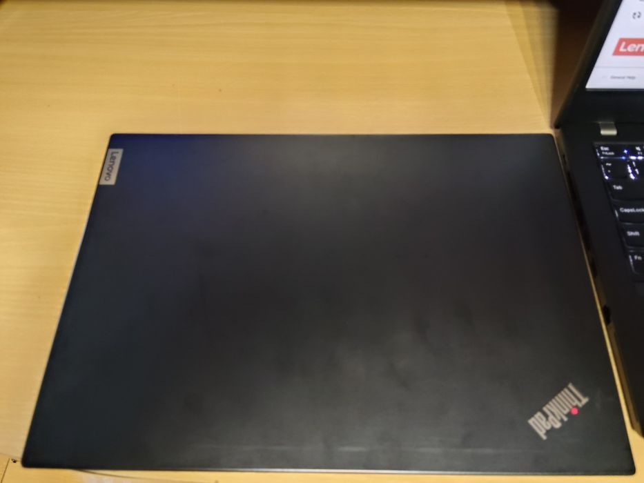 Lenovo Thinkpad L14 i7 gen 10,8gb ram ,ssd256gb baterie ok