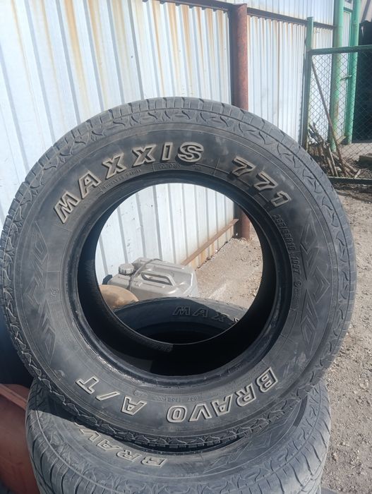 Продам резину MAXXIS BRAVO