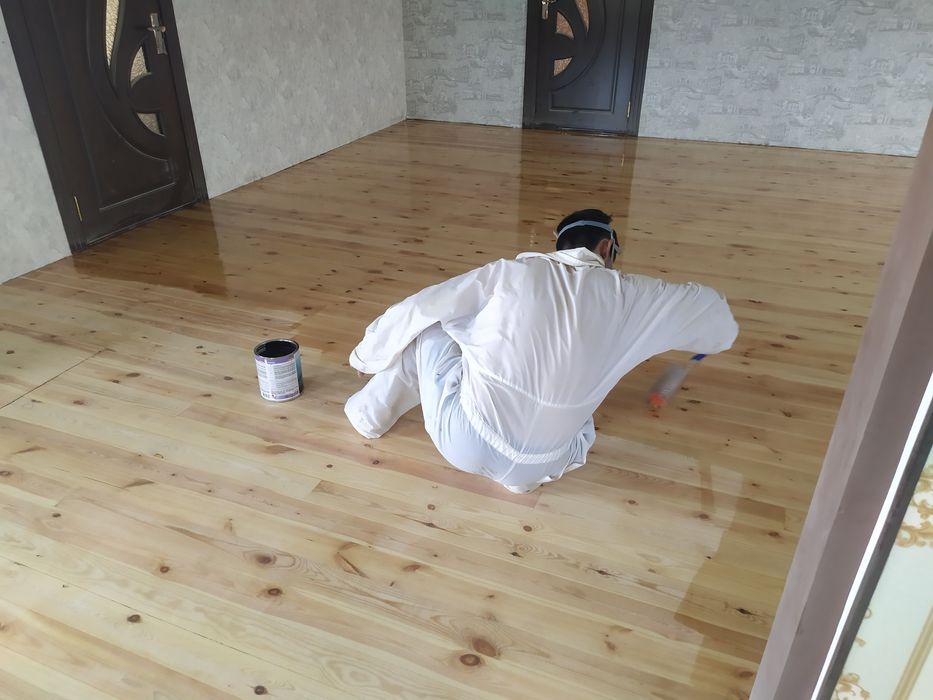 Качественное Шлифовка полов и нанесение лака