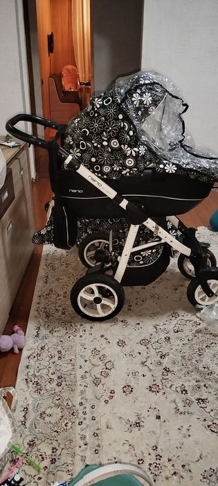 продам коляску детскую для девочки