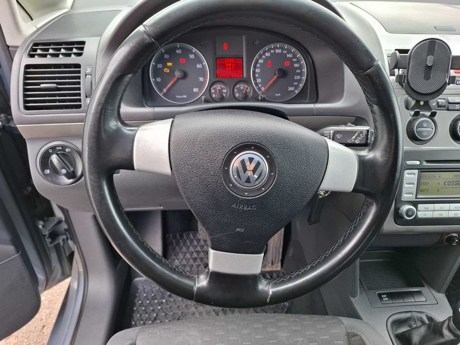 VW Touran 1.6 MPI Benzina